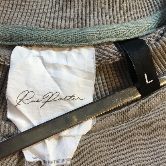 Rue Porter Sweatshirt Large Gray Uncommon Love Immanual + God With Us Graphics - Picture 5 of 10